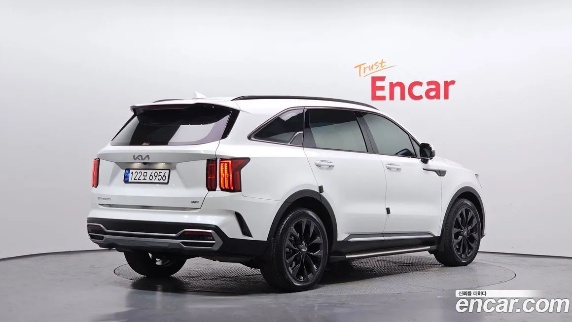 Kia Sorento — фото 3