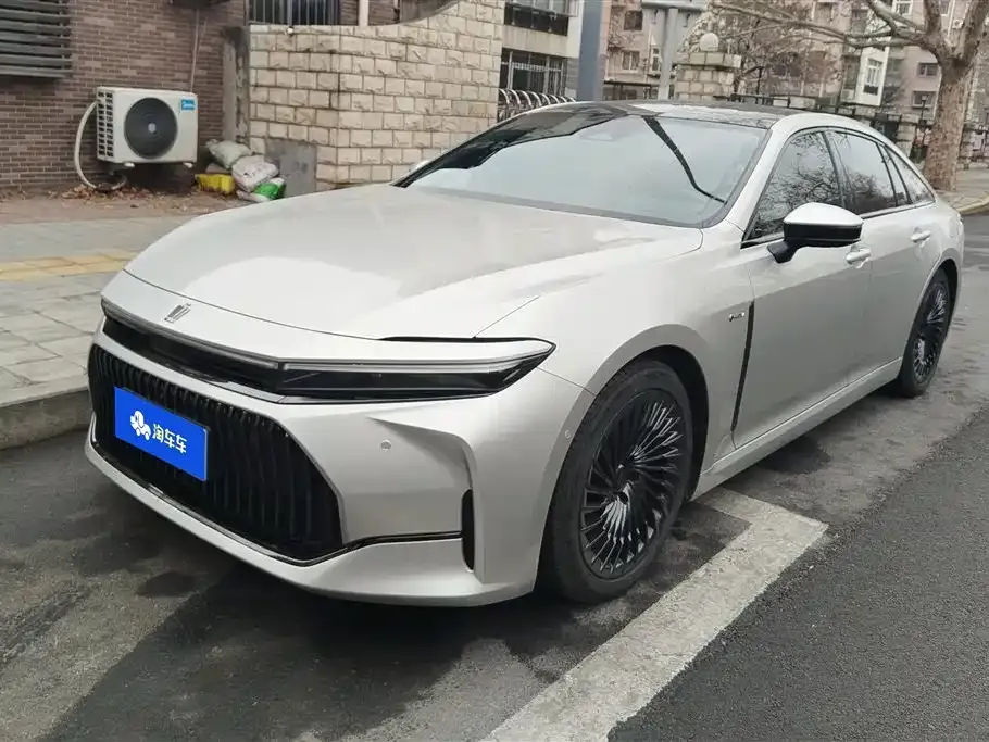 Toyota Crown (Import)