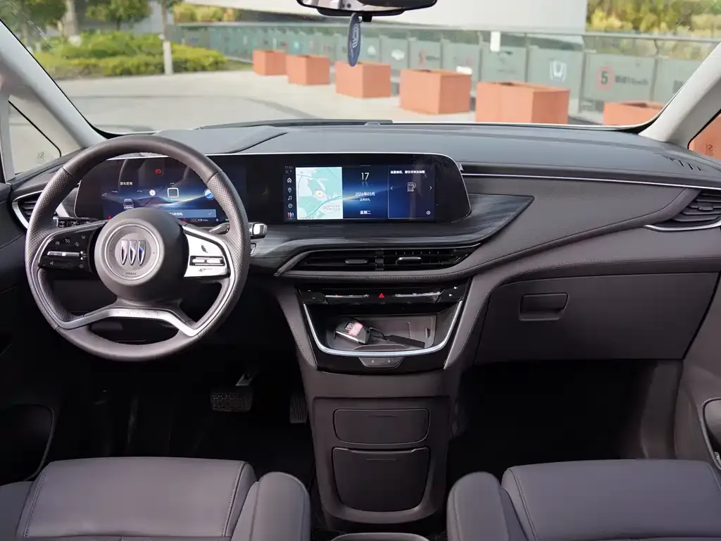 Buick GL8 2025 из CN, фото 10
