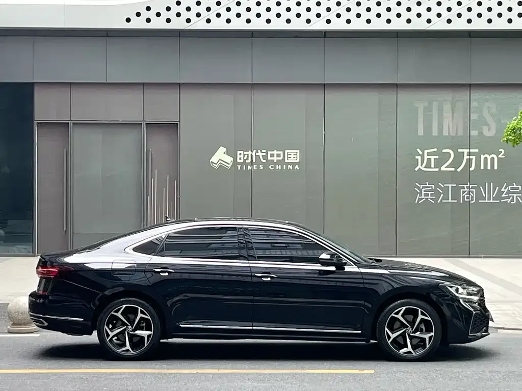 Volkswagen Passat 2024 из CN, фото 2
