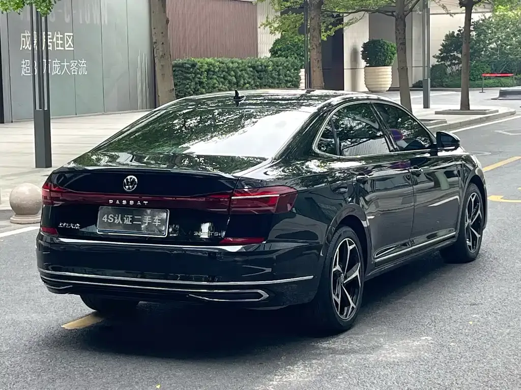 Volkswagen Passat 2024 из CN, фото 10