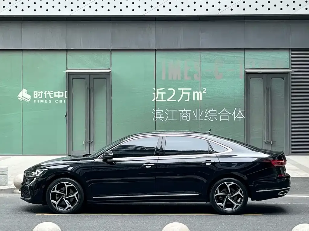 Volkswagen Passat 2024 из CN, фото 3