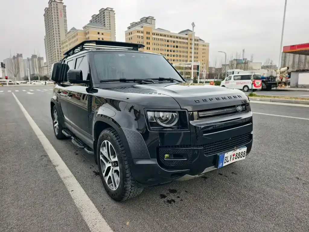 Land Rover Defender — фото 10