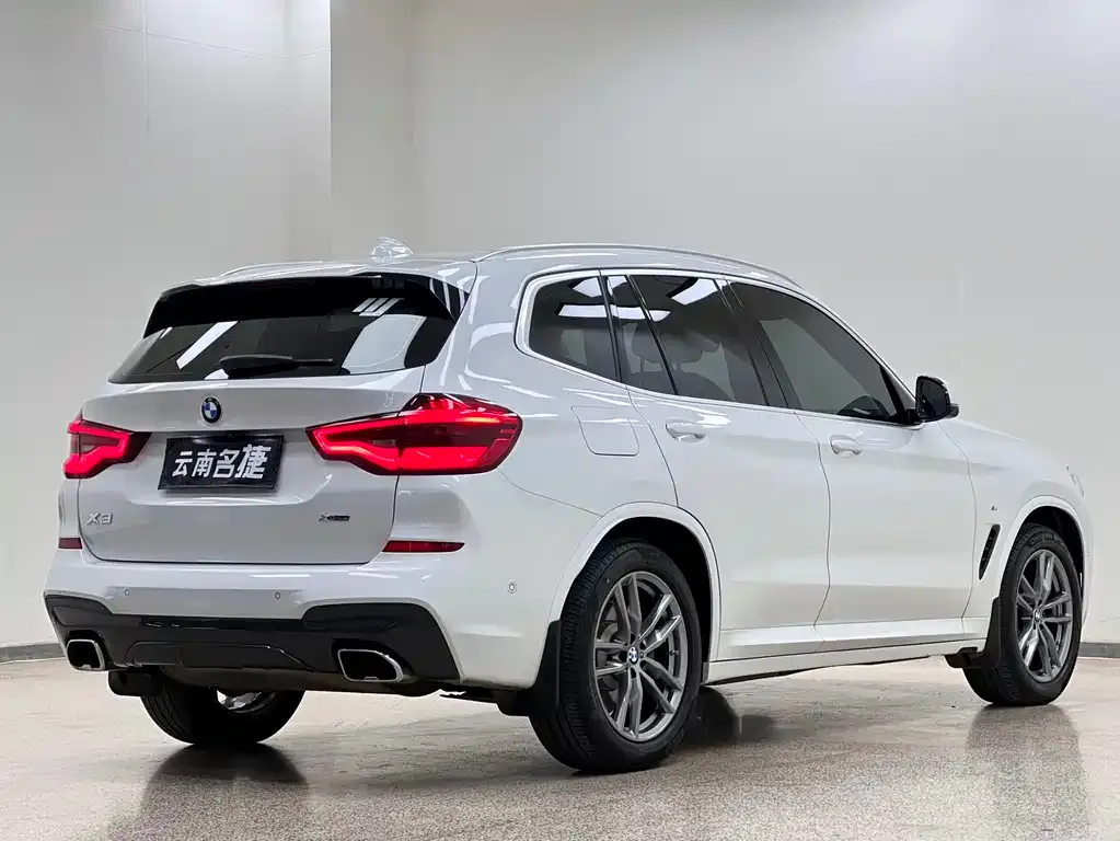 BMW X3 — фото 4