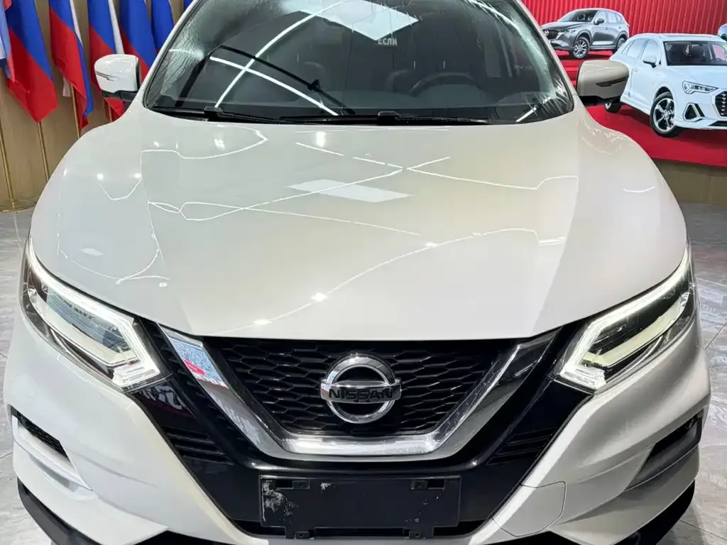 Nissan Qashqai — фото 8