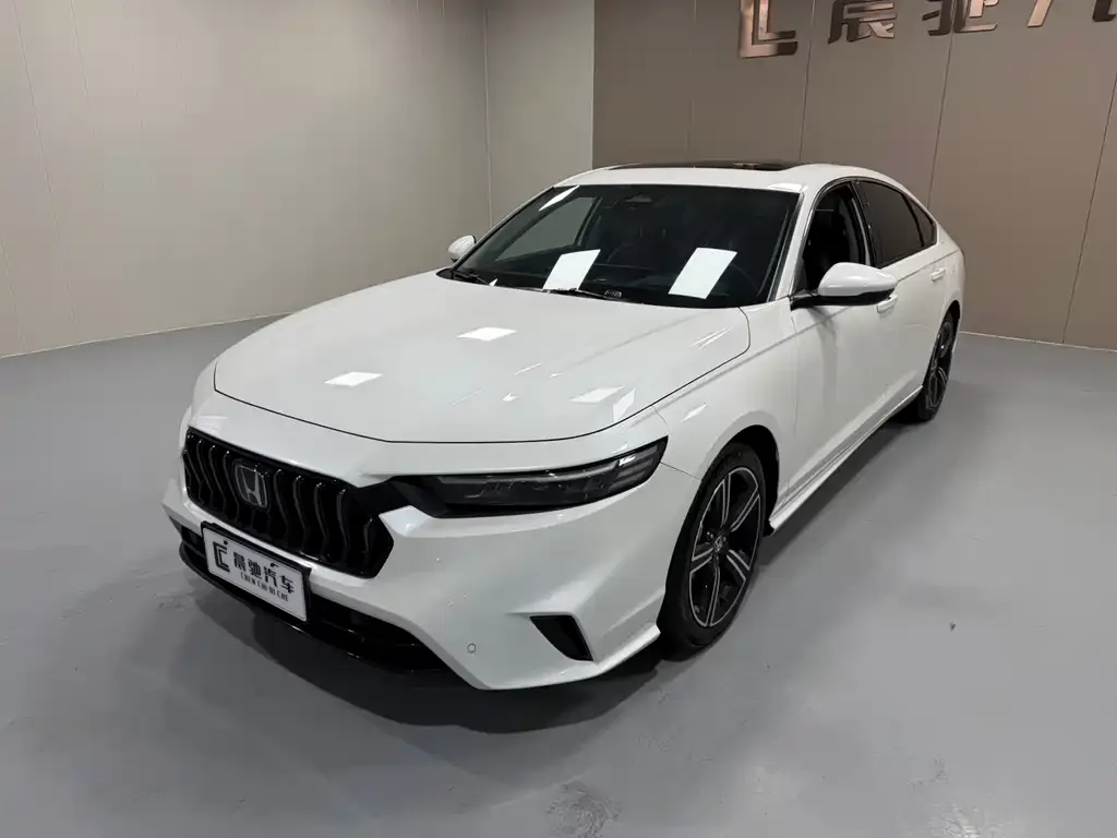 Honda Inspire — фото 1