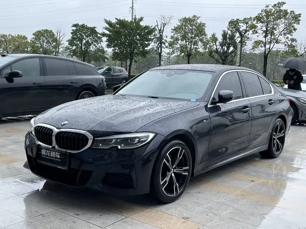 BMW 3 Series — фото 1