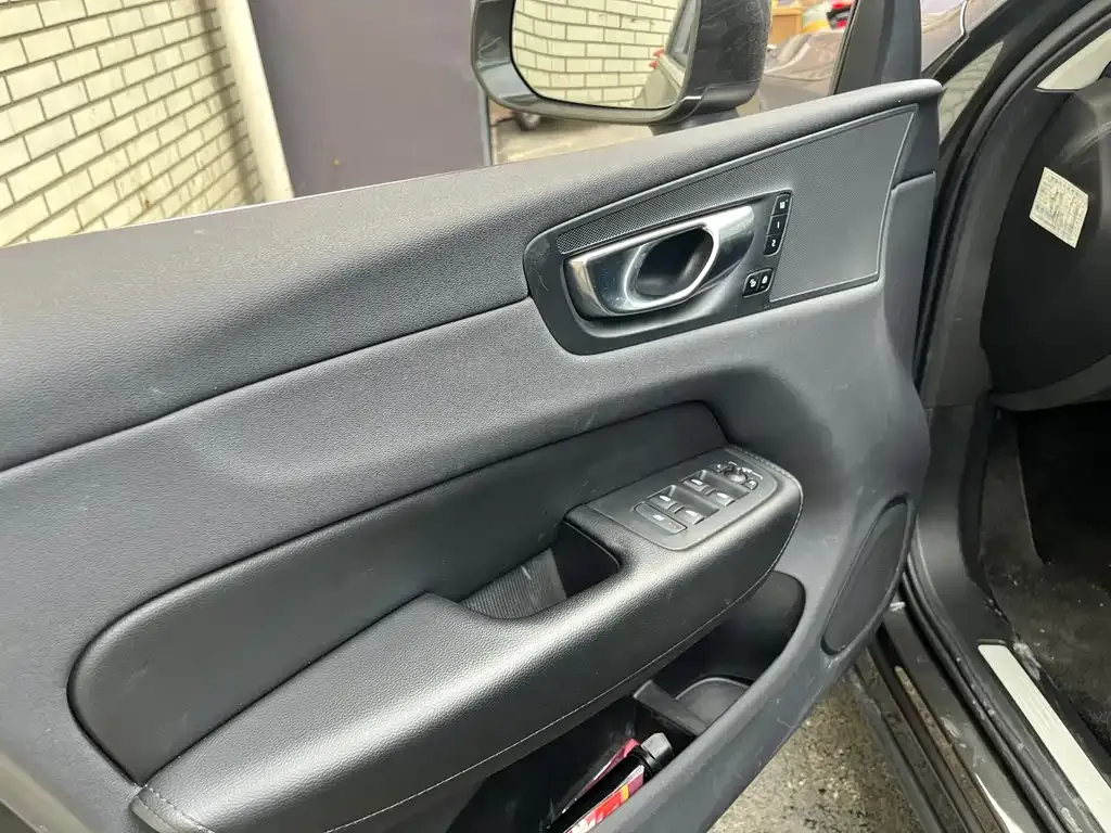 Volvo XC60 2021 из CN, фото 5