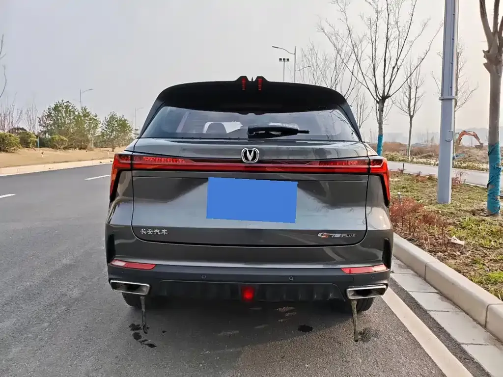 Changan CS75PLUS — фото 2