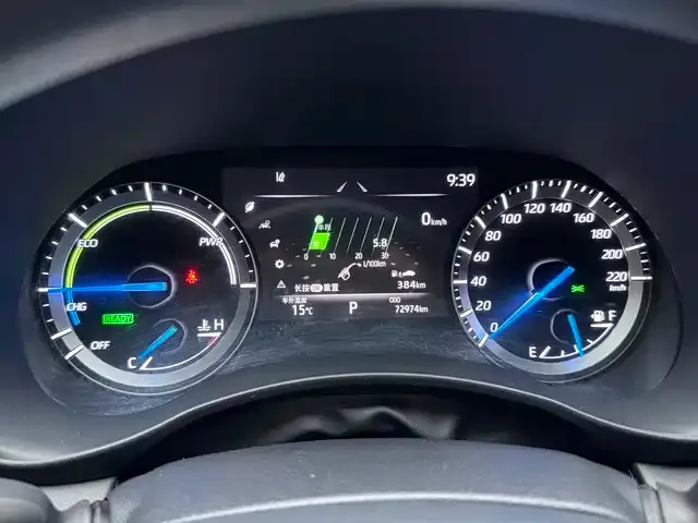 Toyota Crown Kluger 2021 из CN, фото 8