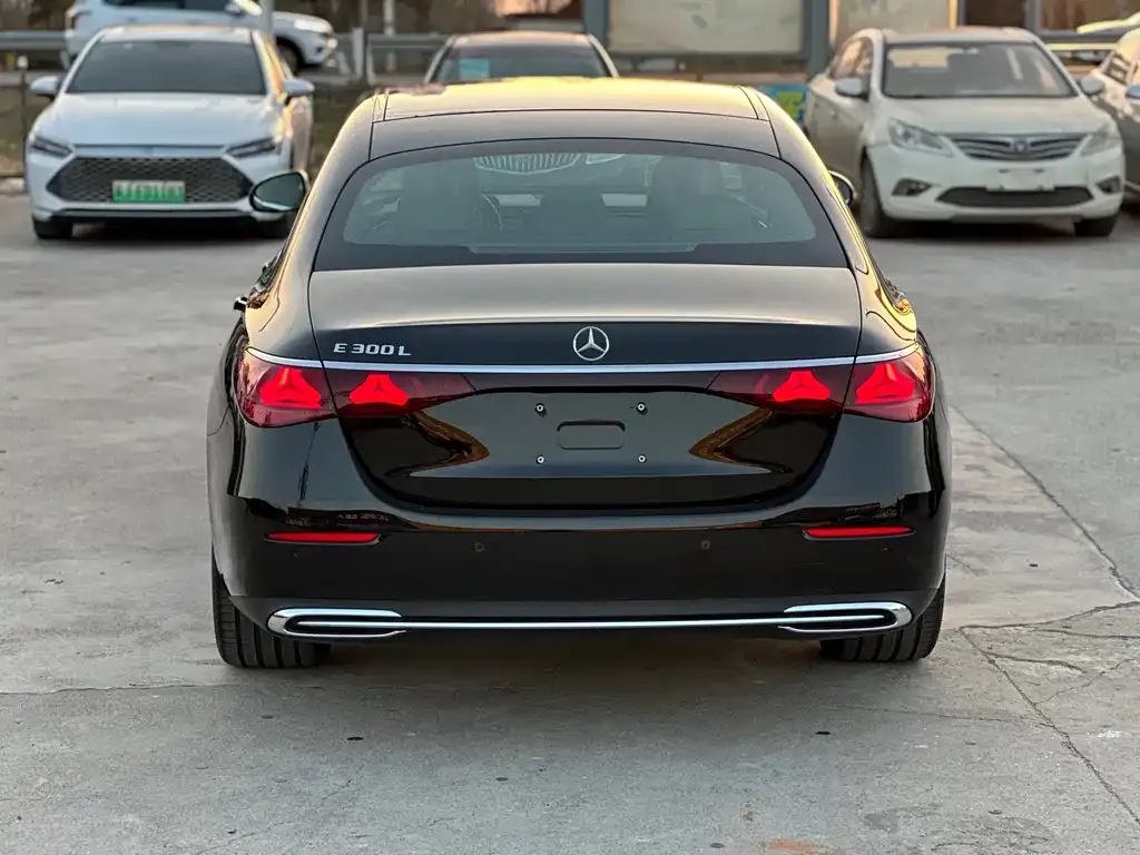 Mercedes-Benz E-Class 2026 из CN, фото 7
