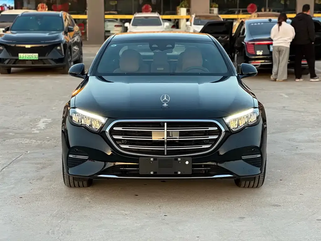 Mercedes-Benz E-Class 2026 из CN, фото 2