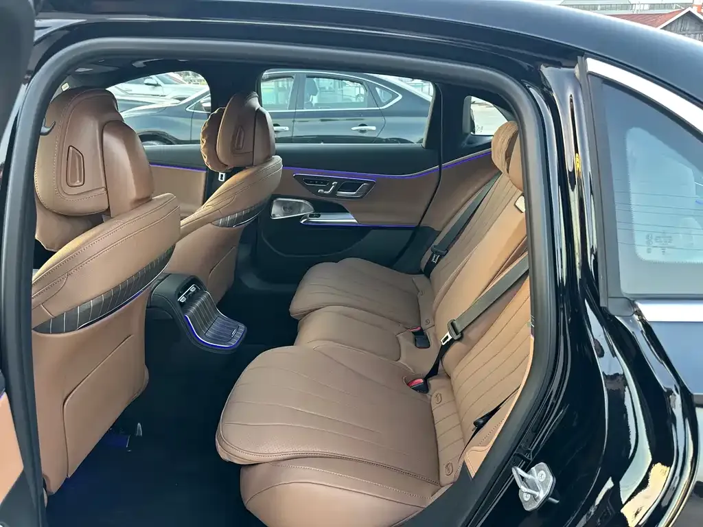 Mercedes-Benz E-Class 2026 из CN, фото 10