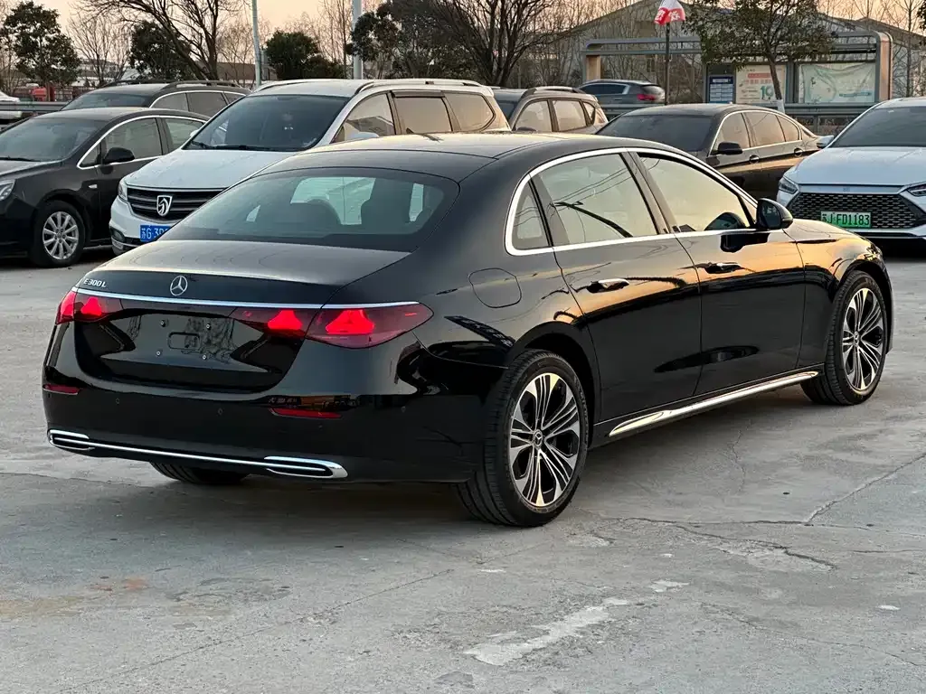 Mercedes-Benz E-Class 2026 из CN, фото 9