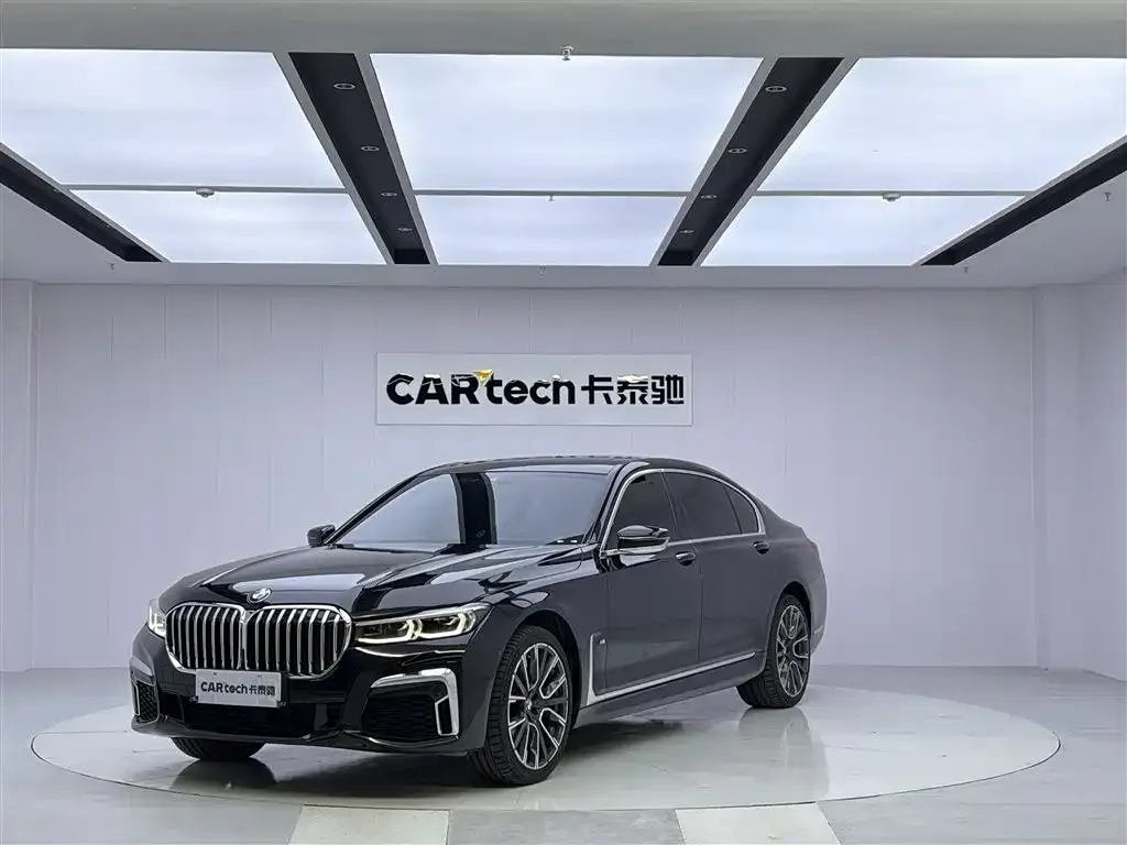 BMW 7 Series 2021 из CN, фото 1