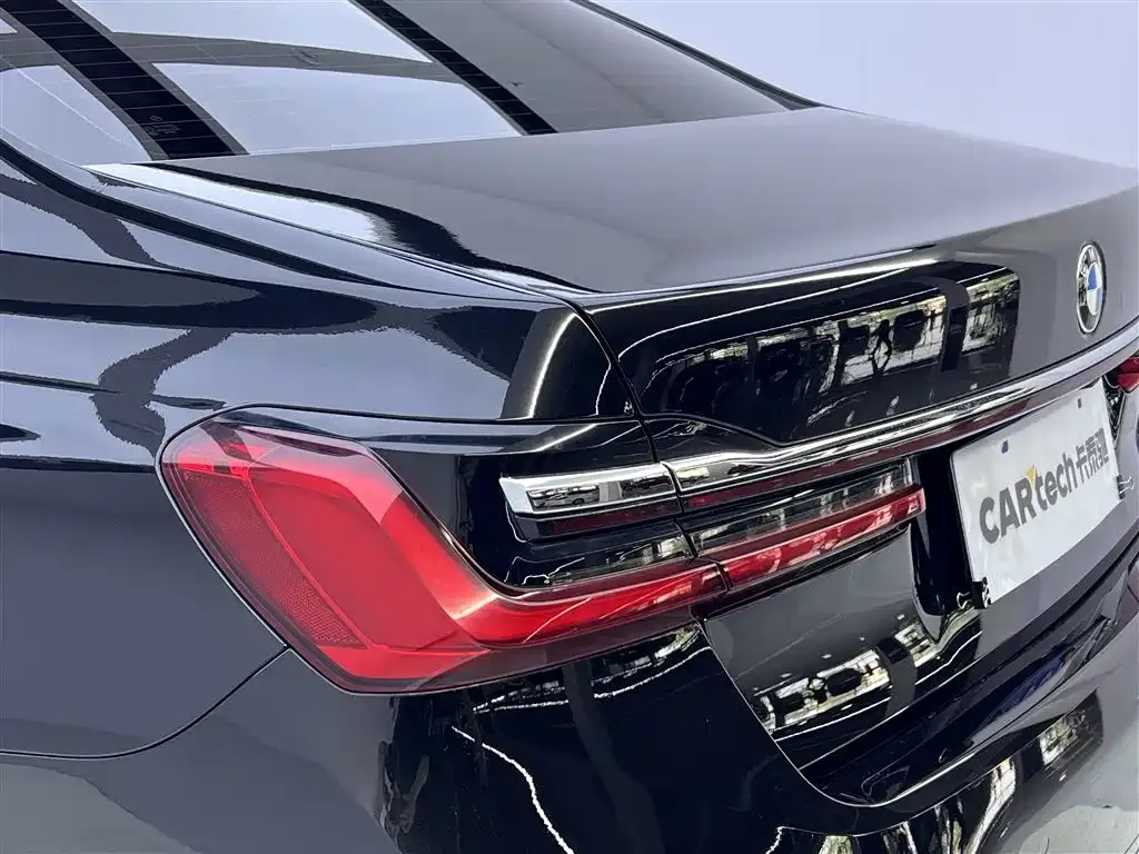 BMW 7 Series 2021 из CN, фото 6