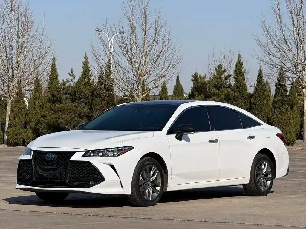 Toyota Avalon 2022 из CN, фото 1