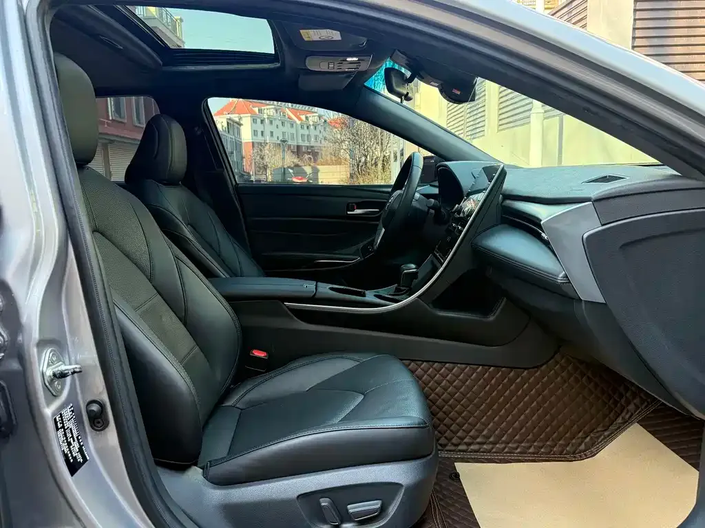 Toyota Avalon 2022 из CN, фото 10