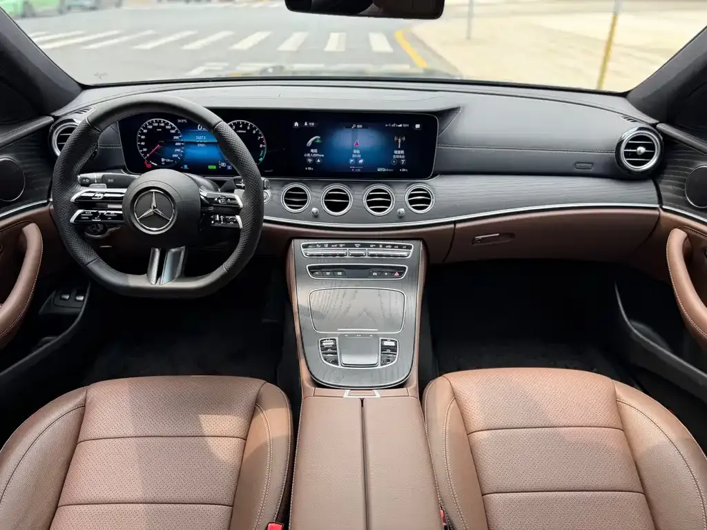 Mercedes-Benz E-Class New Energy — фото 6