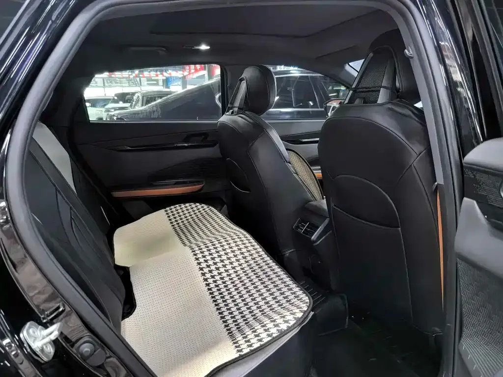 Changan UNI-V 2023 из CN, фото 5