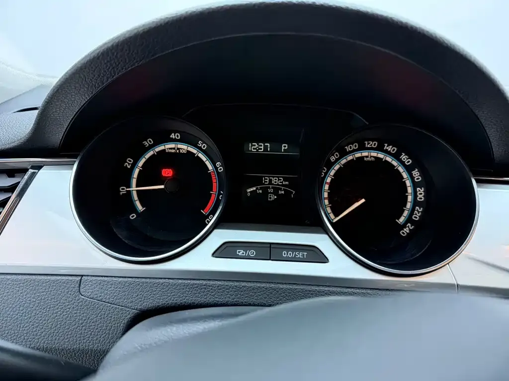 Skoda Rapid — фото 6