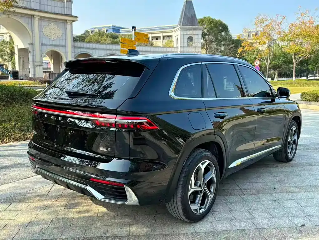 Geely Xingyue L — фото 10