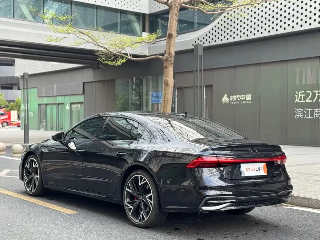 Audi A7L 2025 из CN, фото 5