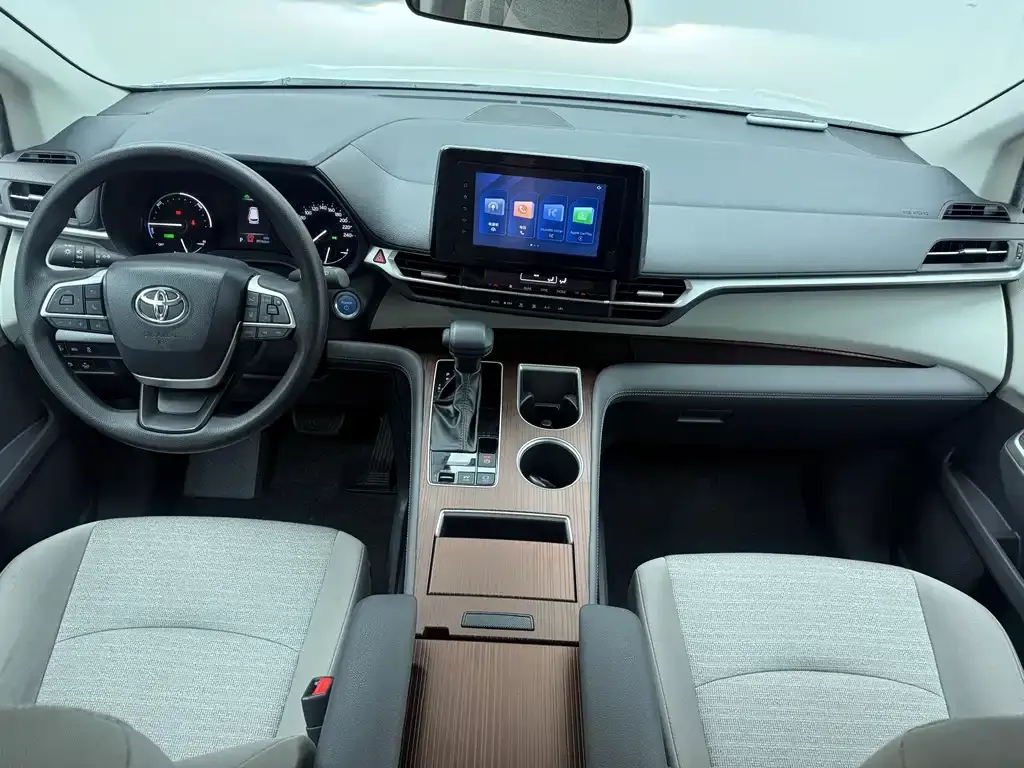 Toyota Sienna 2023 из CN, фото 10