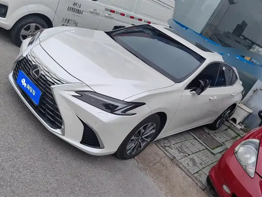 Lexus ES 2024 из CN, фото 1