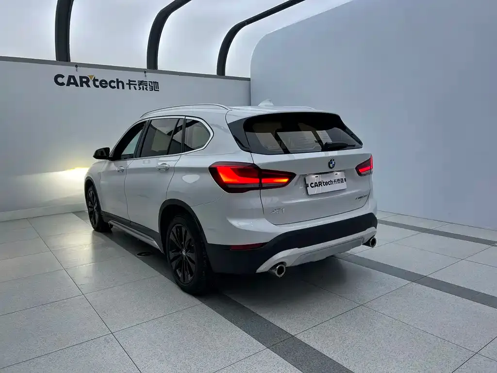 BMW X1 2021 из CN, фото 6