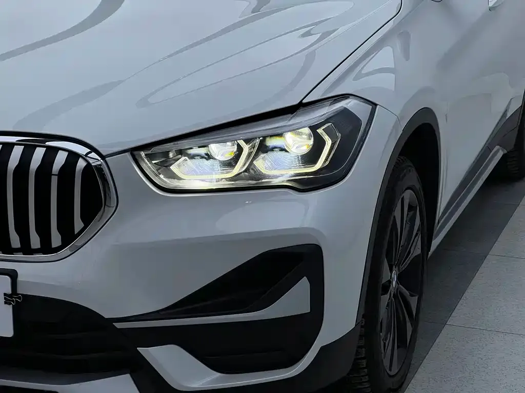 BMW X1 2021 из CN, фото 7