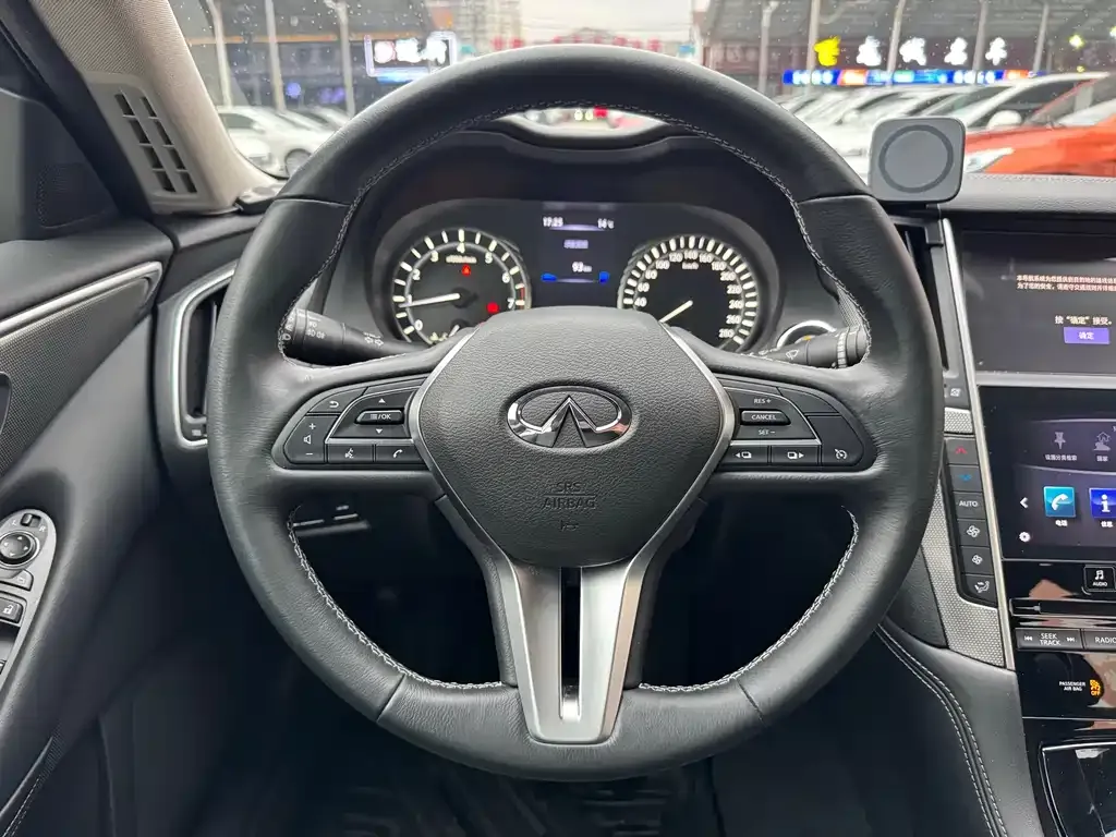 Infiniti Q50L 2021 из CN, фото 3