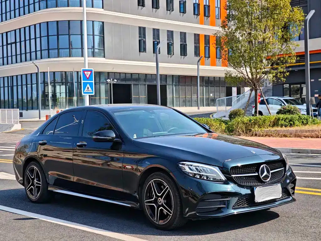 Mercedes-Benz C-Class — фото 7