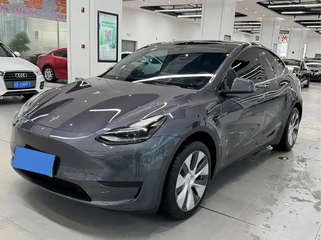 Tesla Model Y 2023 из CN, фото 1