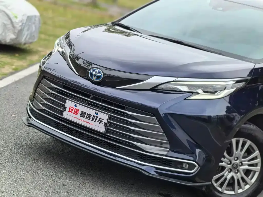 Toyota Sienna 2022 из CN, фото 9