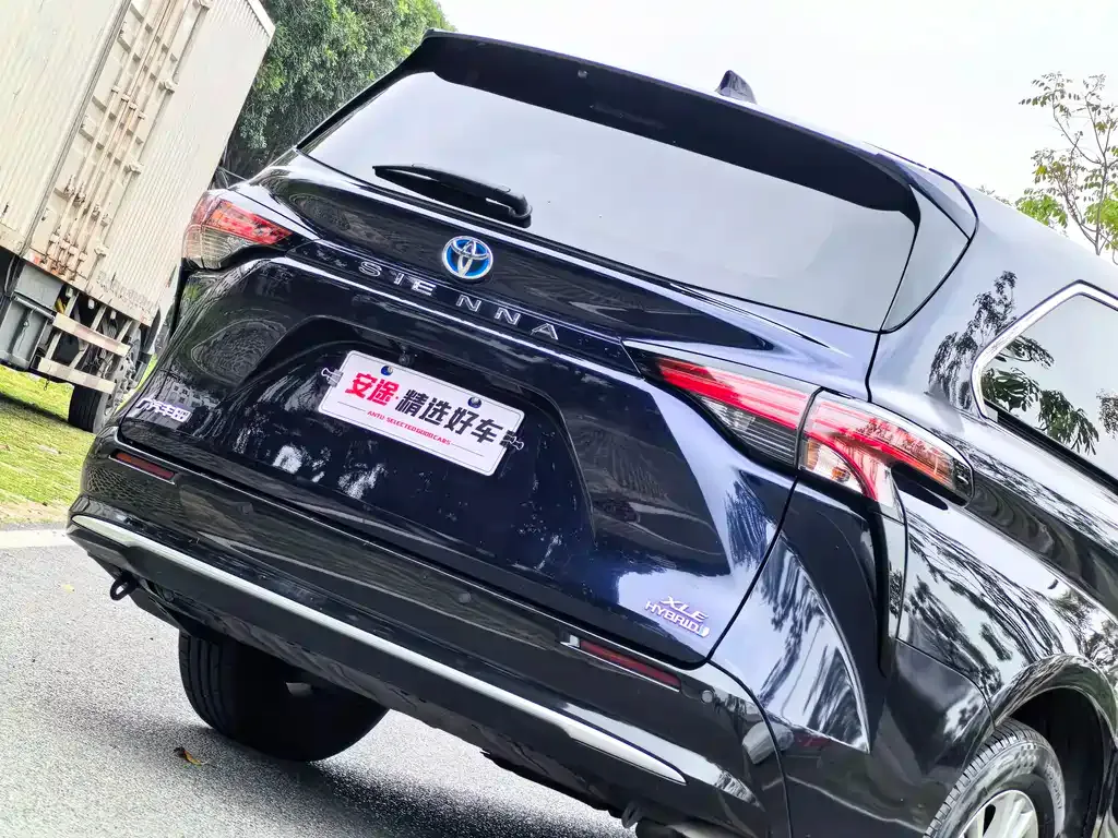 Toyota Sienna 2022 из CN, фото 10