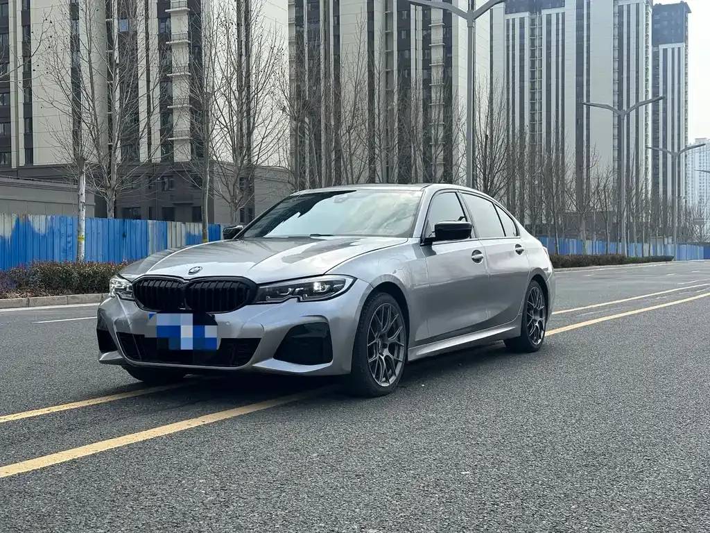BMW 3 Series 2021 из CN, фото 1