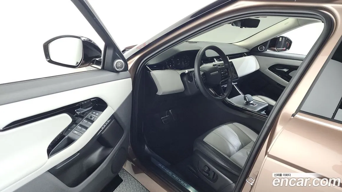 Land Rover Range Rover Evoque — фото 9
