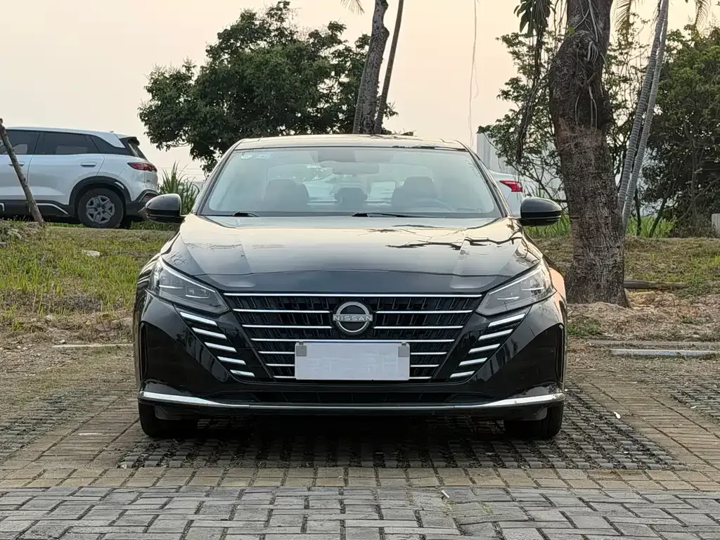 Nissan Teana — фото 10