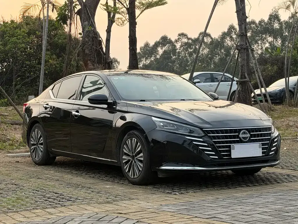 Nissan Teana — фото 9