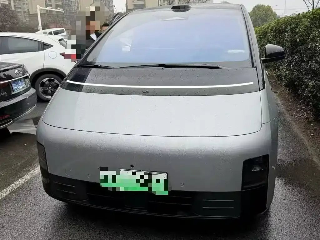 Li Auto Li MEGA 2025 из CN, фото 5