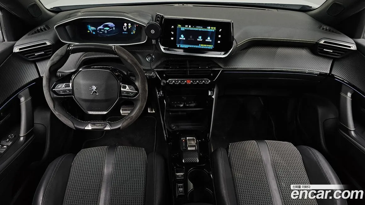 Peugeot 2008 2023 из KR, фото 2