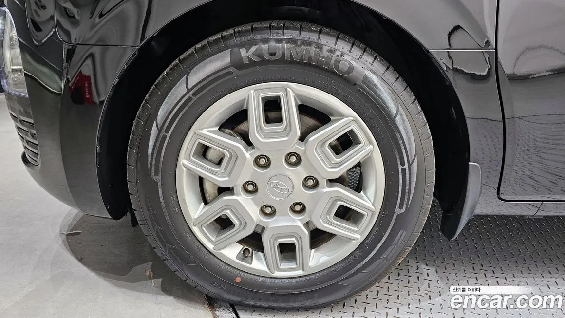 Hyundai Staria — фото 2
