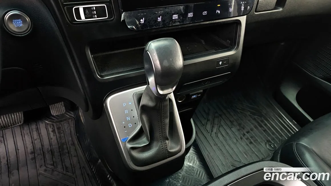 Hyundai Staria — фото 4