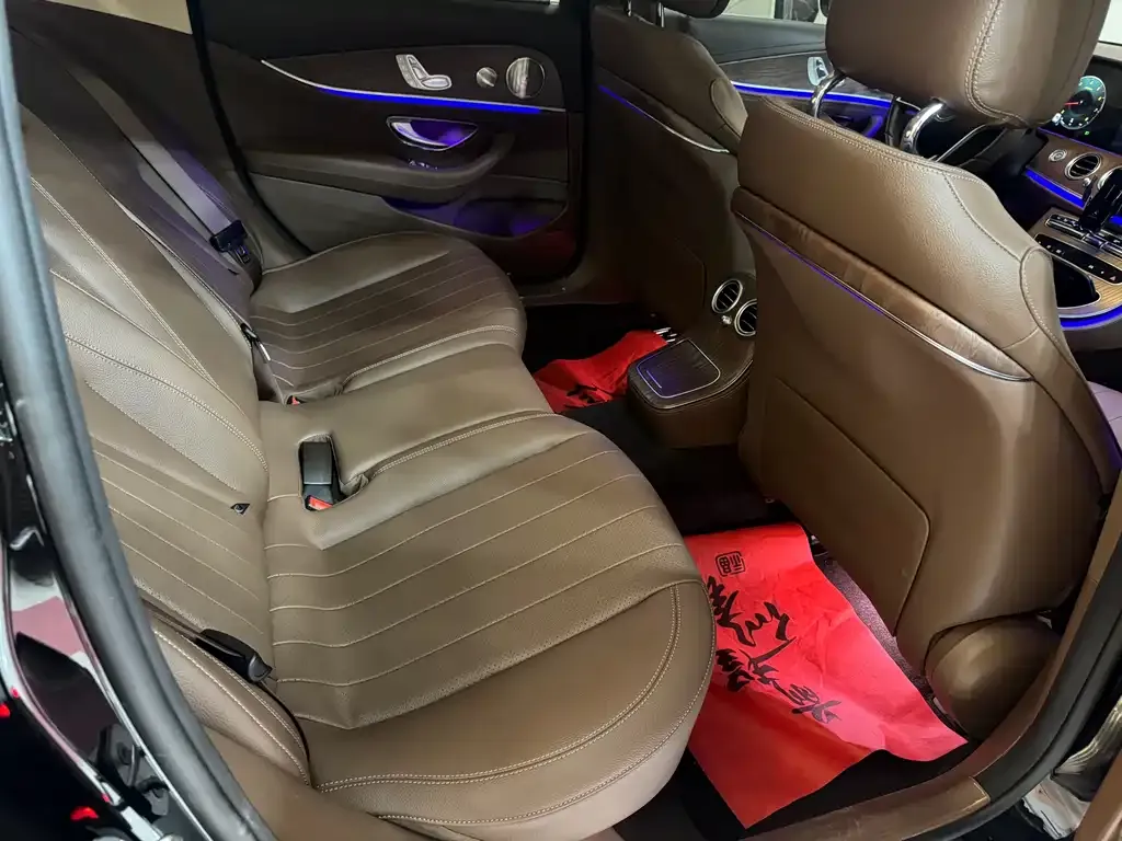 Mercedes-Benz E-Class 2023 из CN, фото 3