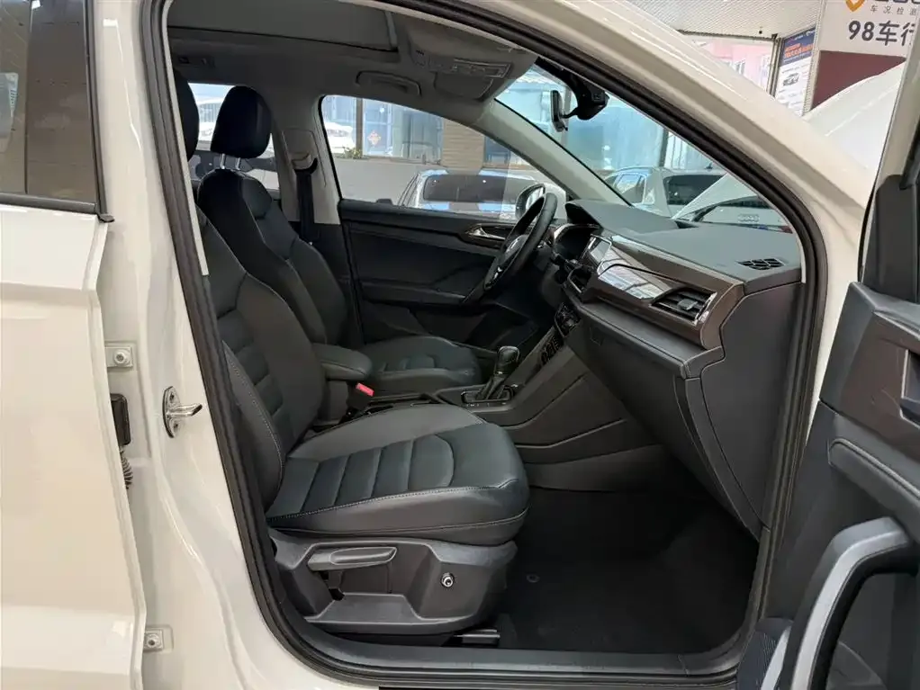 Volkswagen Tharu 2022 из CN, фото 8