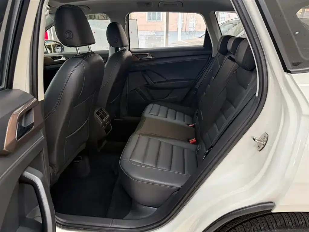 Volkswagen Tharu 2022 из CN, фото 2