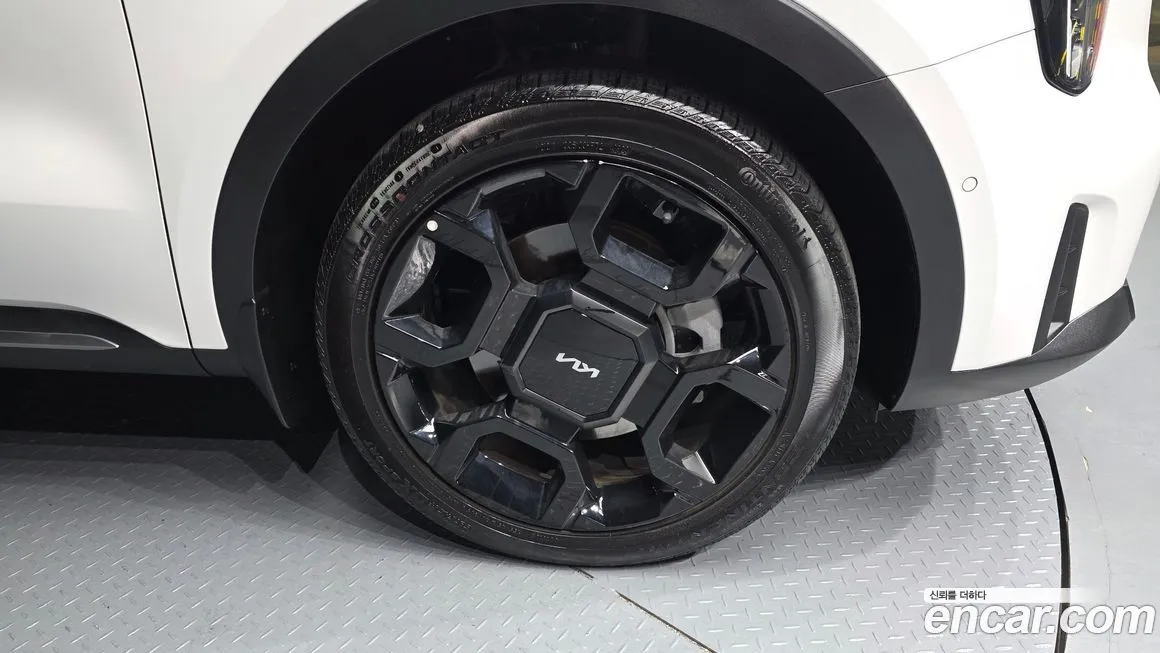 Kia Sorento — фото 3