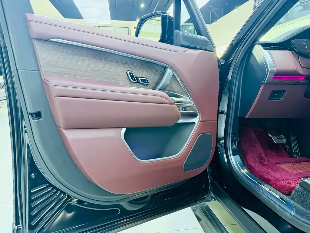 Land Rover Range Rover 2025 из CN, фото 10