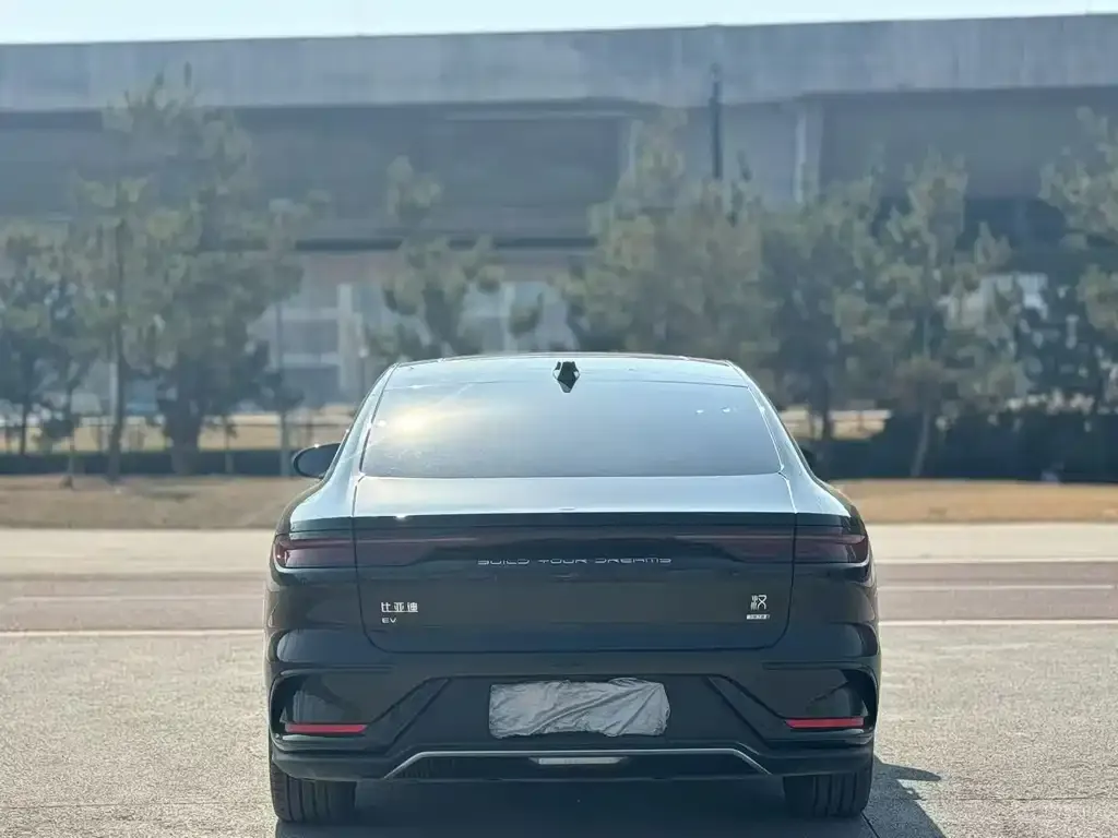 BYD Han 2025 из CN, фото 3